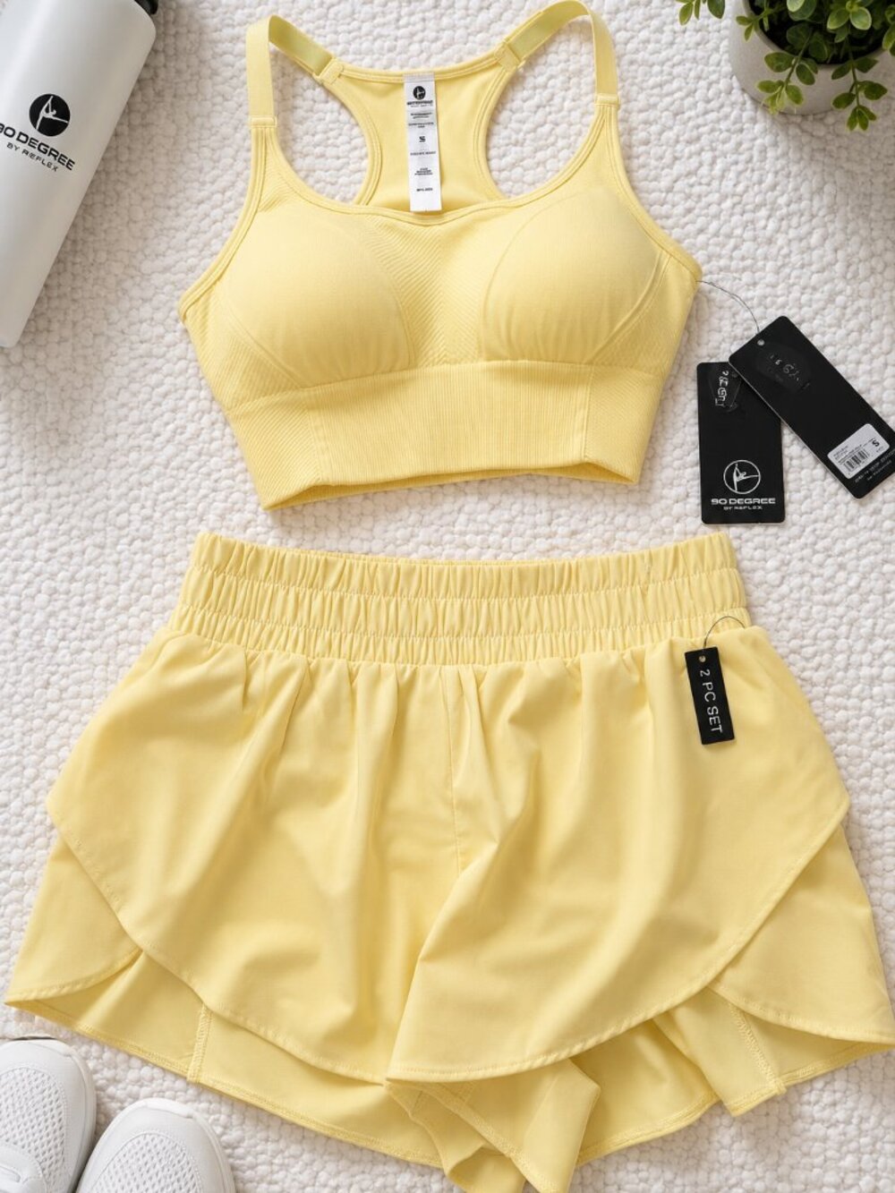 NWT 90 Degree by Reflex Daffodil 2-Piece Seamless Sports Bra & Swiftlayer Skort - Picture 1 of 7